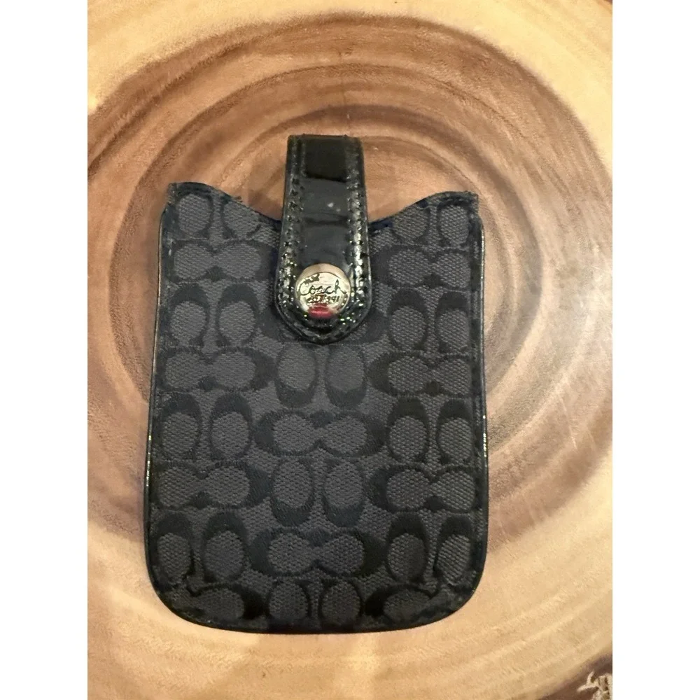 COACH Vintage Logo Signature Cards Pouch Magnetic Closure Case Sleeve Black Grey
